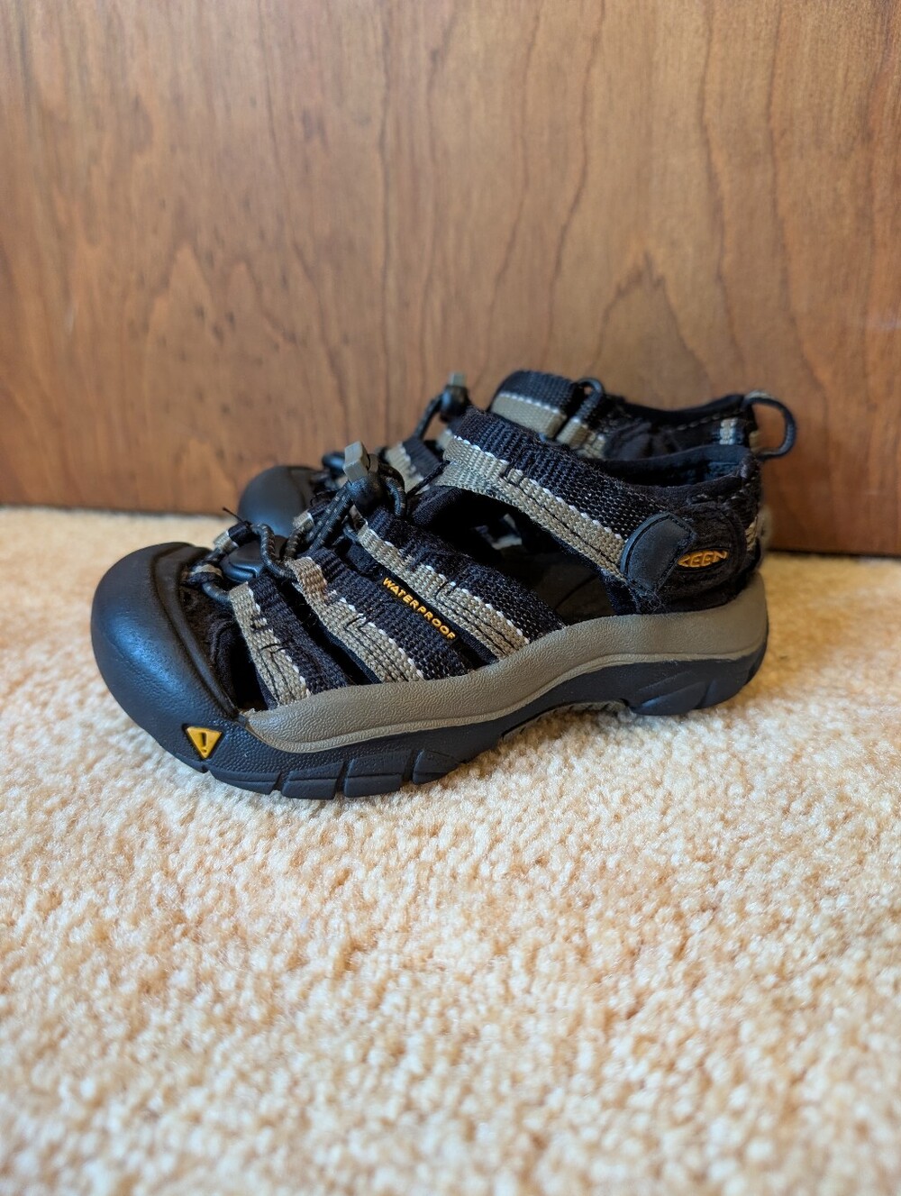 KEEN Newport H2 Toddler Black and Tan Sandals